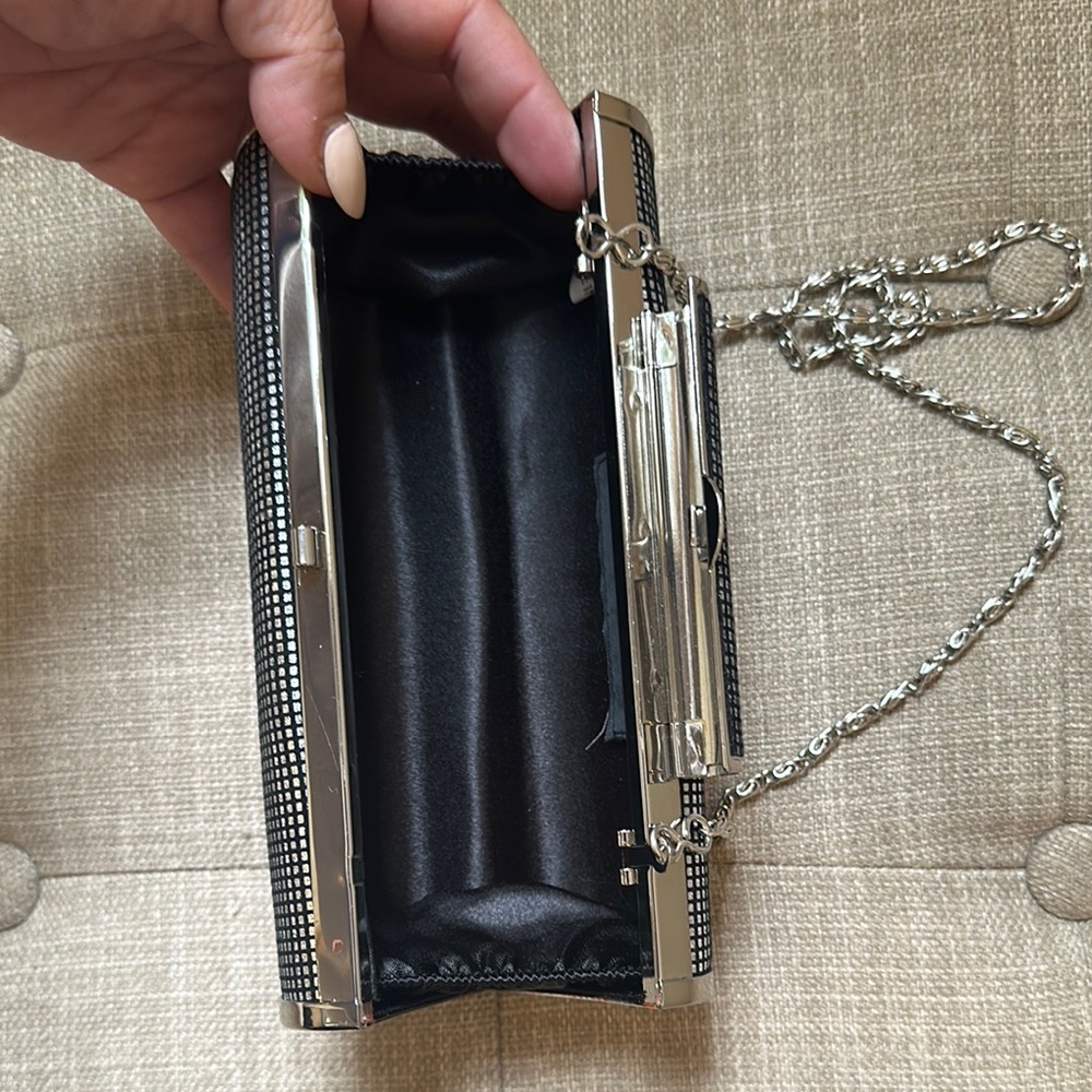 Jessica McClintock Black and Silver Cylinder Clutch - Picture 4 of 5